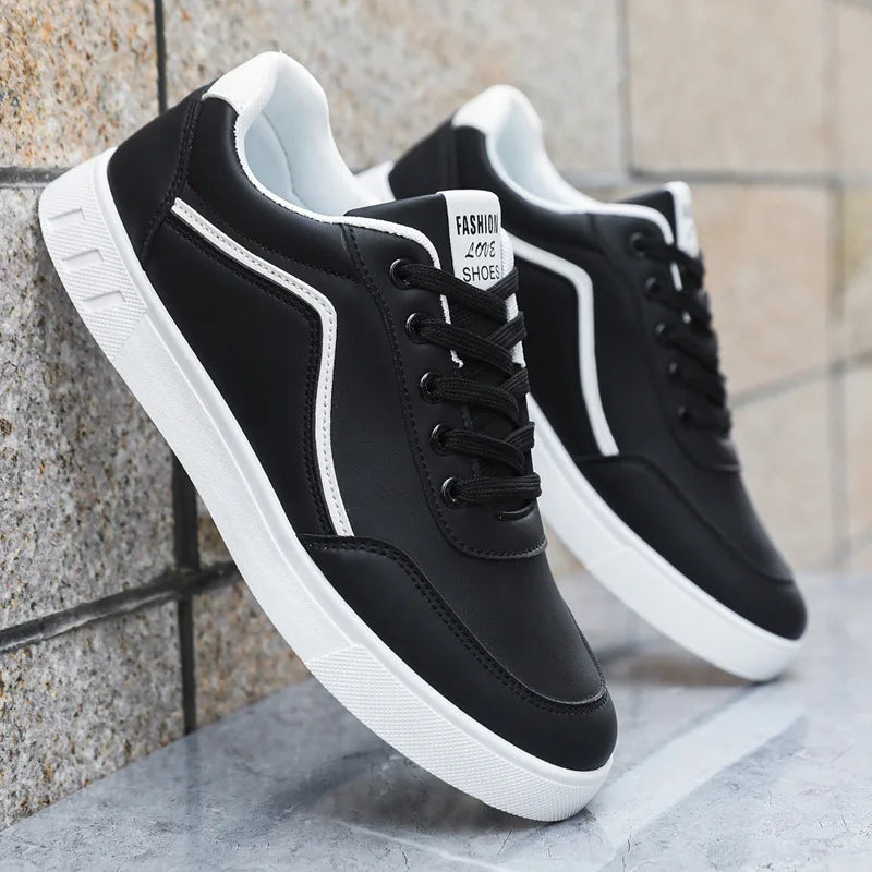Lässige Skateboard-Schuhe für Herren, weiße Outdoor-Freizeitsneaker, atmungsaktive Walkingschuhe, flache Schuhe, Chaussure Homme 39-48