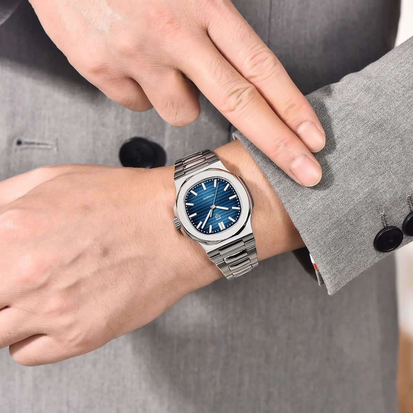 PAGANI DESIGN 2026 Neue luxuriöse Automatikuhr für Herren, mechanische Armbanduhr aus Edelstahl mit Saphirglas, 40MM, Barrel-Zifferblatt