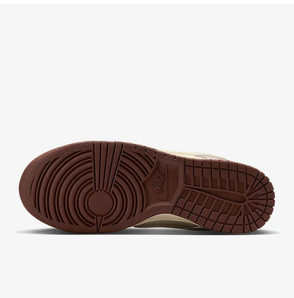 Nike Original Dunk Low LX Damen-Sneaker mit Dämpfung im Retro-Stil IH7353-010