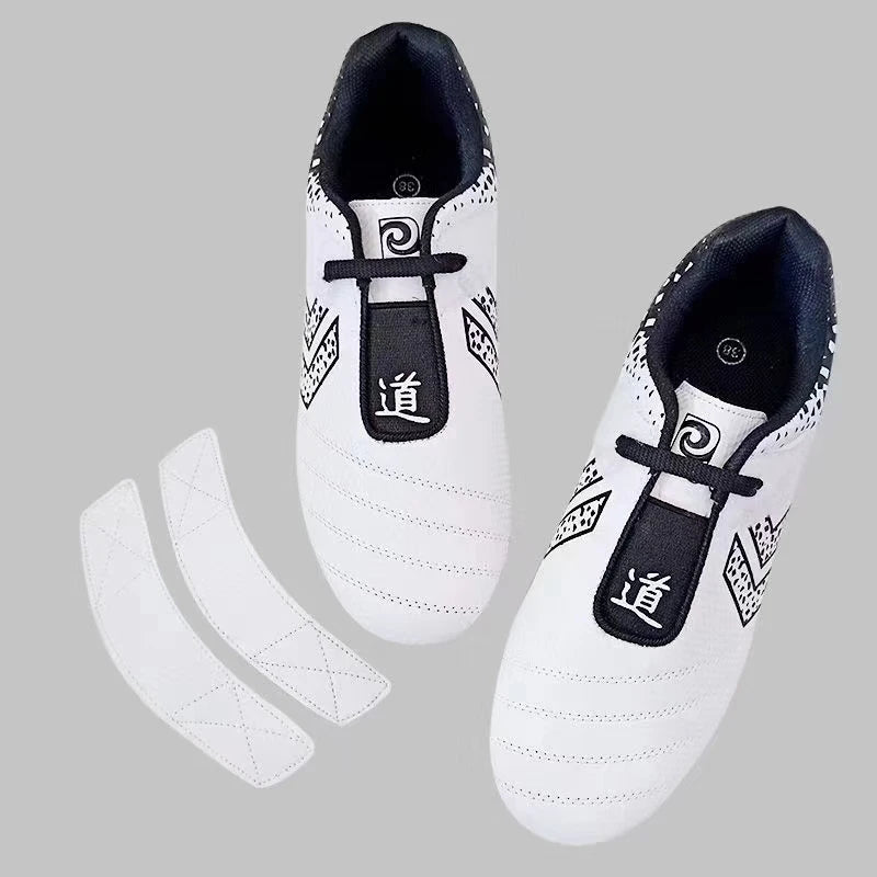 Taekwondo Shoes Breathable Wear-Resistant Kickboxing Kung Fu Professional Taekwondo Martial Arts Sneaker Shoes Kids to Adult