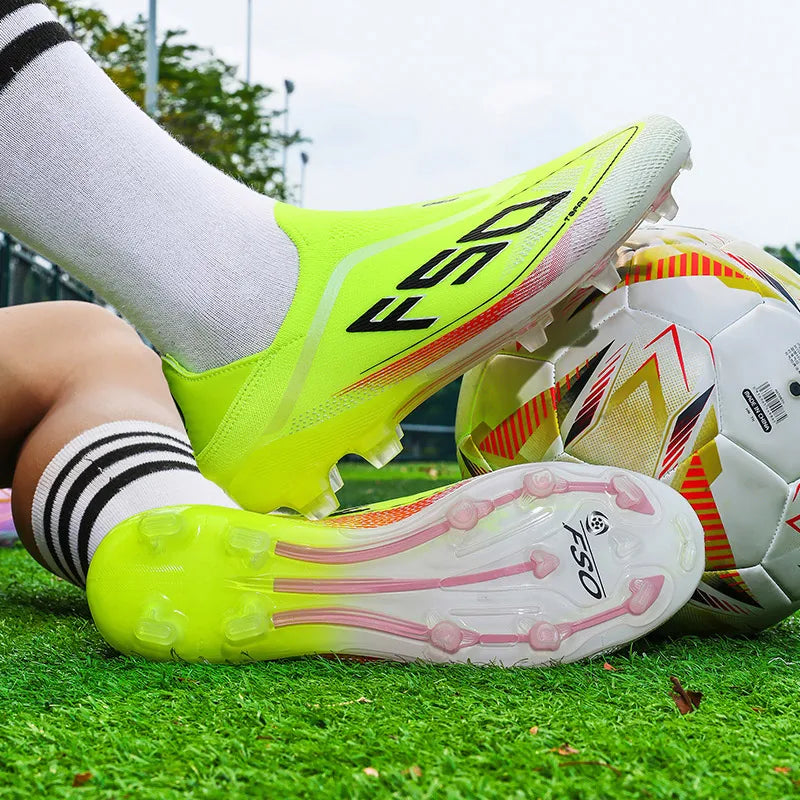 Men Soccer Cleats Professional Football Boots Society Turf Breathable Mesh Youth Soccer Shoes Anti Skid Male Sneakers Chuteira
