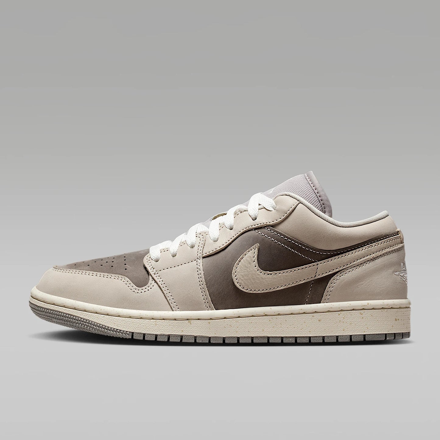 Nike Genuine JORDAN Men's Low-Cut Lace-Up Wear-Resistant Shock-Absorbing Basketball Shoes IB7011-001