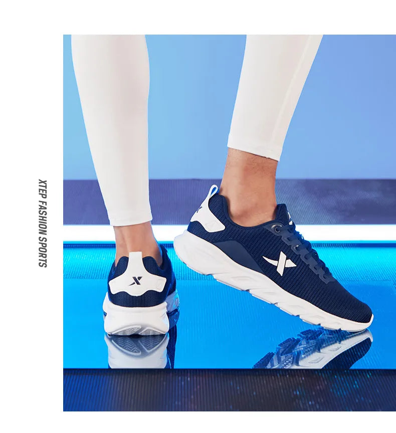 Zapatillas de running Xtep para hombre 2025 primavera, zapatillas deportivas absorbentes del sudor, resistentes al desgaste y estables, sneakers deportivos 880119115131