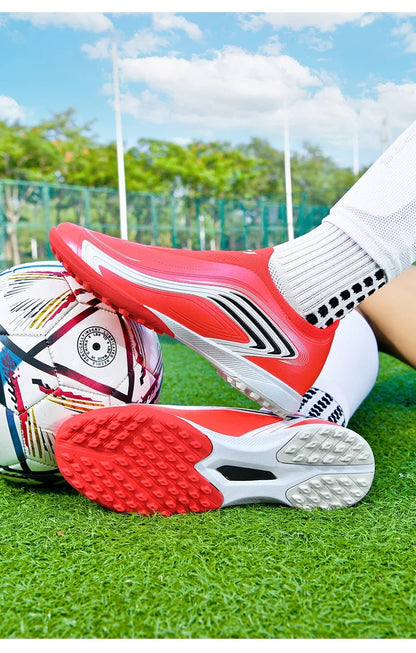 Nouvelles chaussures de football pour hommes, mi-hautes, de haute qualité, crampons pour terrain en gazon, baskets antidérapantes pour intérieur, très vendues, pour matchs en extérieur