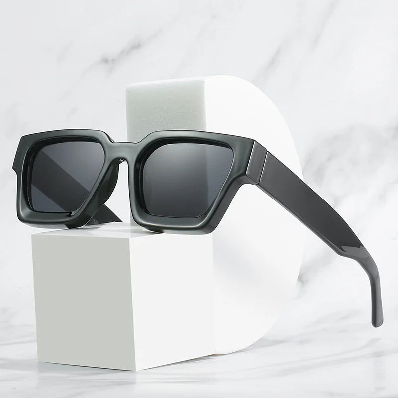 Fashion Square Sunglasses Woman Brand Designer Vintage Sun Glasses Female Fashion Retro Gradient Big Frame Oculos De Sol