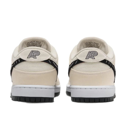 Nike Dunk SB: sneakers eleganti, minimaliste, di tendenza, leggere e versatili per un uso quotidiano confortevole e gli spostamenti casa-lavoro FD2627-200