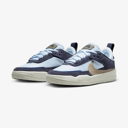 La nuova serie SB di Nike offre grip elevato, comfort e resistenza per scarpe da skateboard outdoor da donna. Materiale in mesh leggero, resistente per gli spostamenti quotidiani, scarpe basse flat. SB Day One trendy blu, versatile, sportiva