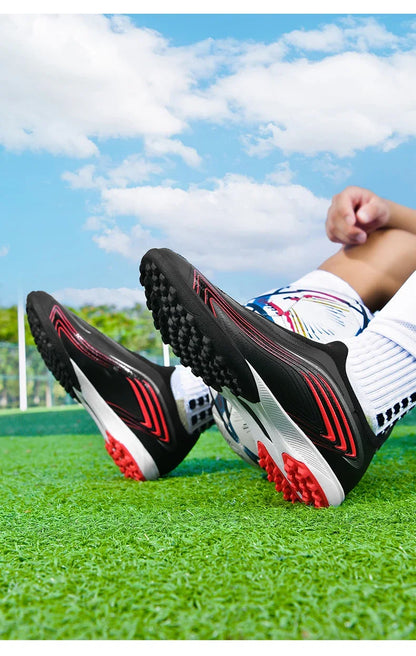 Nouvelles chaussures de football pour hommes TF/FG, chaussures de football professionnelles de haute qualité, chaussures de futsal unisexes pour femmes, vente chaude, crampons ultralégers, baskets.