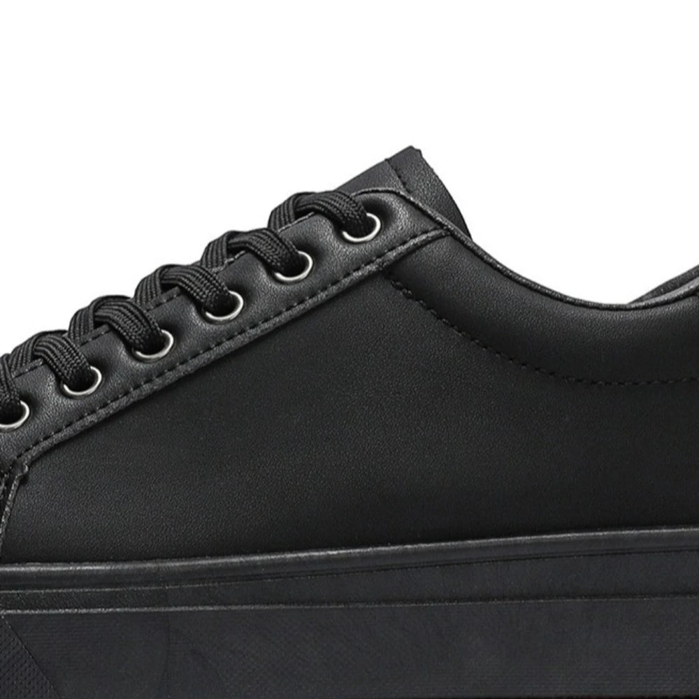 New Hot Selling Fashionable Men's Board Shoes Trendy White Shoes Student Sports Leisure Shoes Versatile Men's Shoes