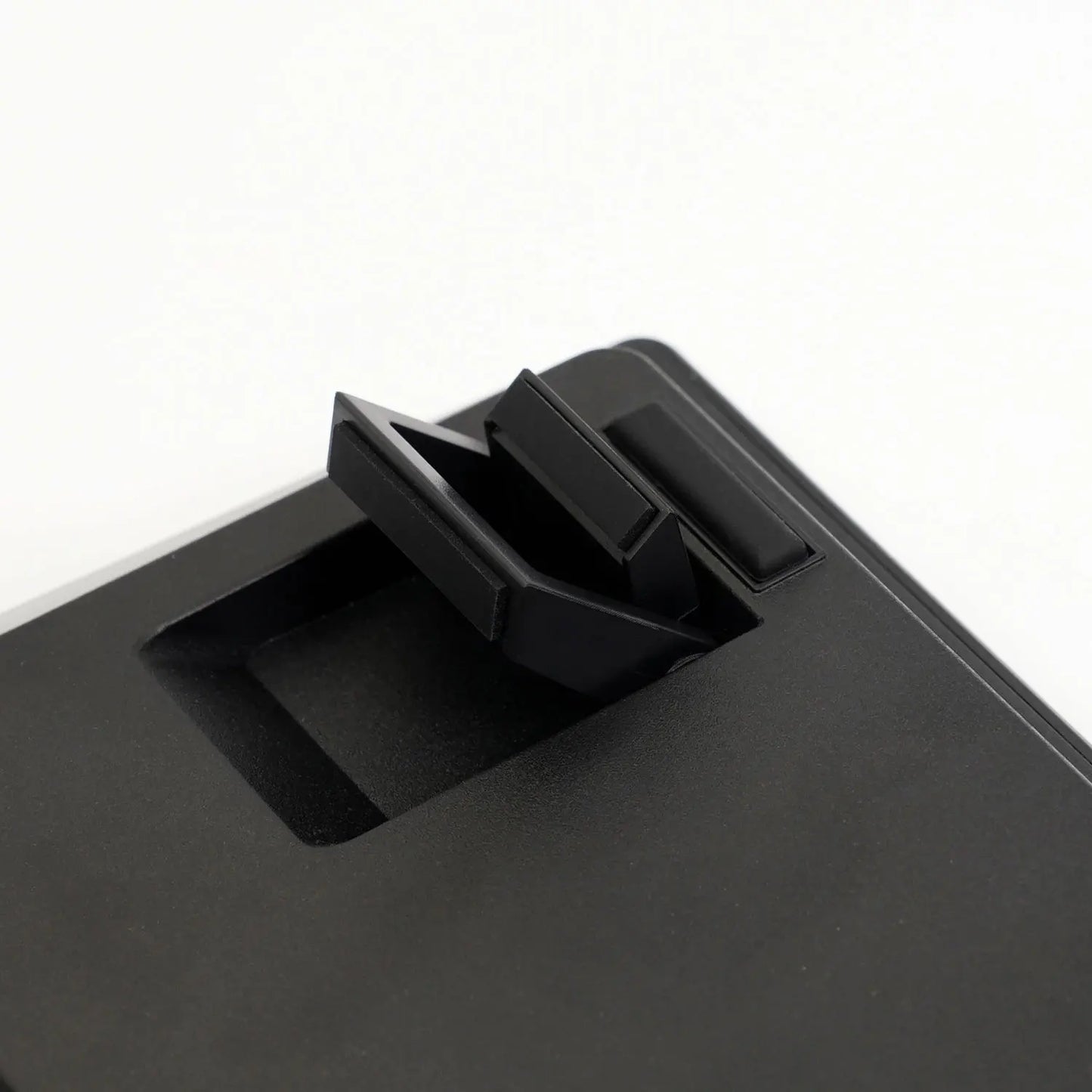 Tastiera magnetica Akko 5075 V3 HE 75% — tastiera gaming meccanica personalizzata, Rapid Trigger 0.005mm, polling rate 8K, ARGB