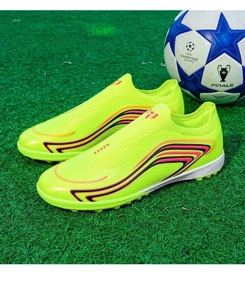Nouvelles chaussures de football pour hommes, baskets de futsal très populaires, chaussures de football pour matchs sur gazon, entraînement, chaussures de football de haute qualité, crampons antidérapants, pour intérieur