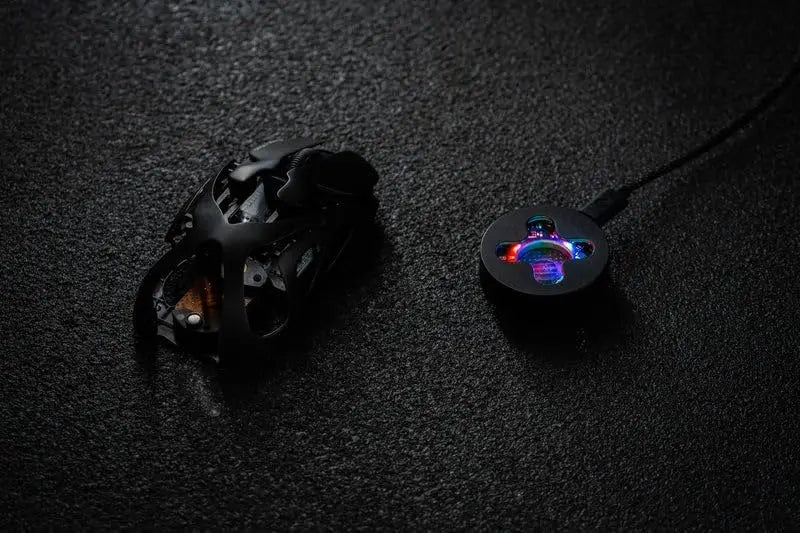 Angry Miao Infinity gaming vezeték nélküli egér, fém, ultrakönnyű, üreges kialakítás, hot-swappable, PAW3950, dupla 8K, vezetékes, tri-mode