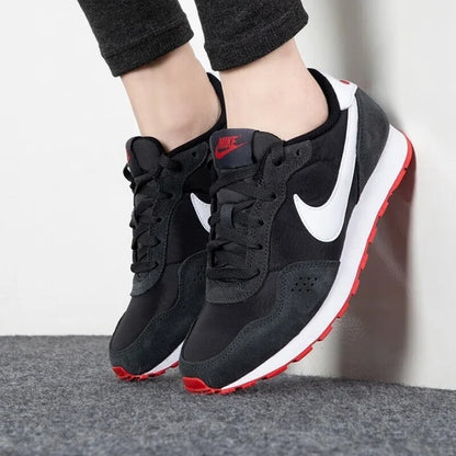 Nike Women's Shoes Valiant New Trendy Comfortable Versatile Retro Waffle Casual Sneakers CN8558-016