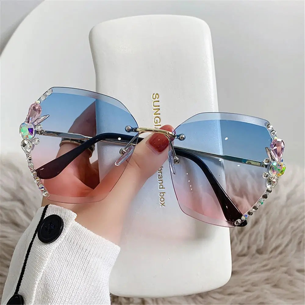 New Borderless Metal Sunglasses Women's Decorative Diamond Sun Glasses Gradient Lens Women Luxury Brand Designers Eyewear UV400