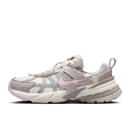 Nike V2K Run Ανδρικά παπούτσια τρεξίματος χαμηλού προφίλ: Ευέλικτα, ανθεκτικά, για casual προπόνηση και μετακινήσεις στην πόλη HJ4497-001