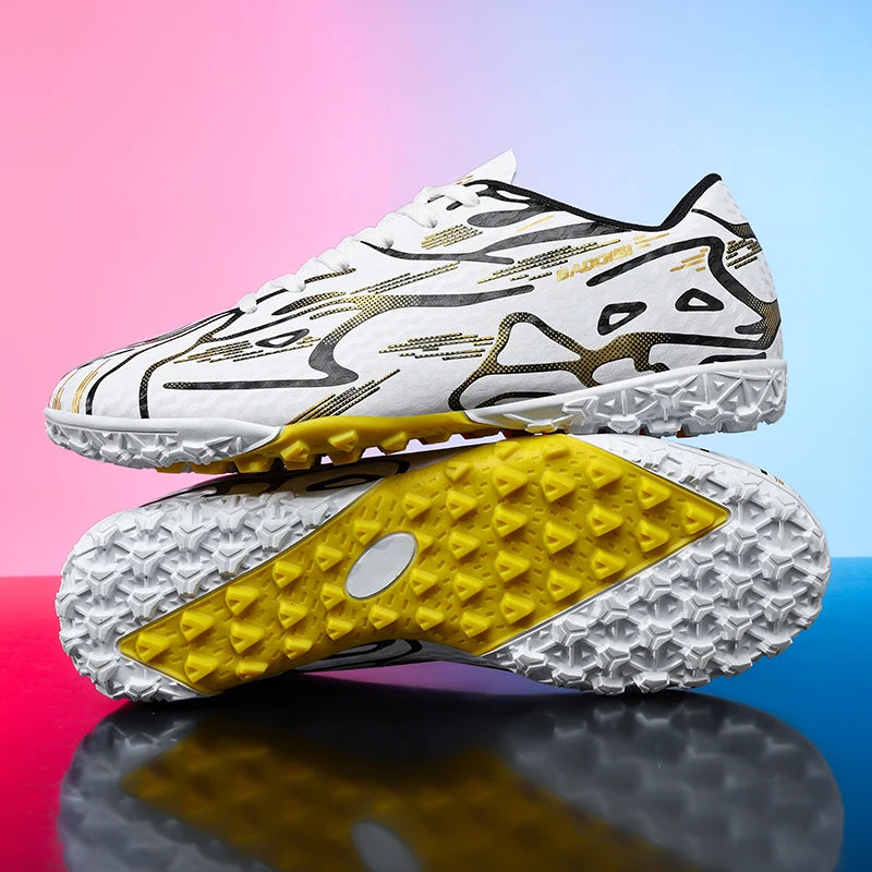 Nouveaux hommes chaussures de Football Sport formation bottes de Football doux ultraléger respirant professionnel baskets unisexe herbe crampons Match