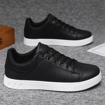 2026 Men's Shoes, New Style Four Seasons Fashionable Versatile Soft Sole White Casual Shoes, Breathable Summer Men’s Sneakers