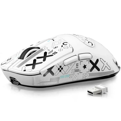 Mouse gaming wireless ATTACK SHARK X3 PixArt PAW3395 49g SUPERLIGHT, BT/2.4G wireless/cablato, 6 DPI regolabili fino a 26000