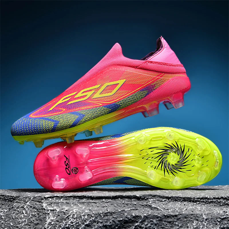 Nouvelles chaussures de football pour hommes, légères, très vendues, de haute qualité, crampons pour terrain en herbe, chaussures de football mi-hautes, baskets antidérapantes pour l'extérieur.