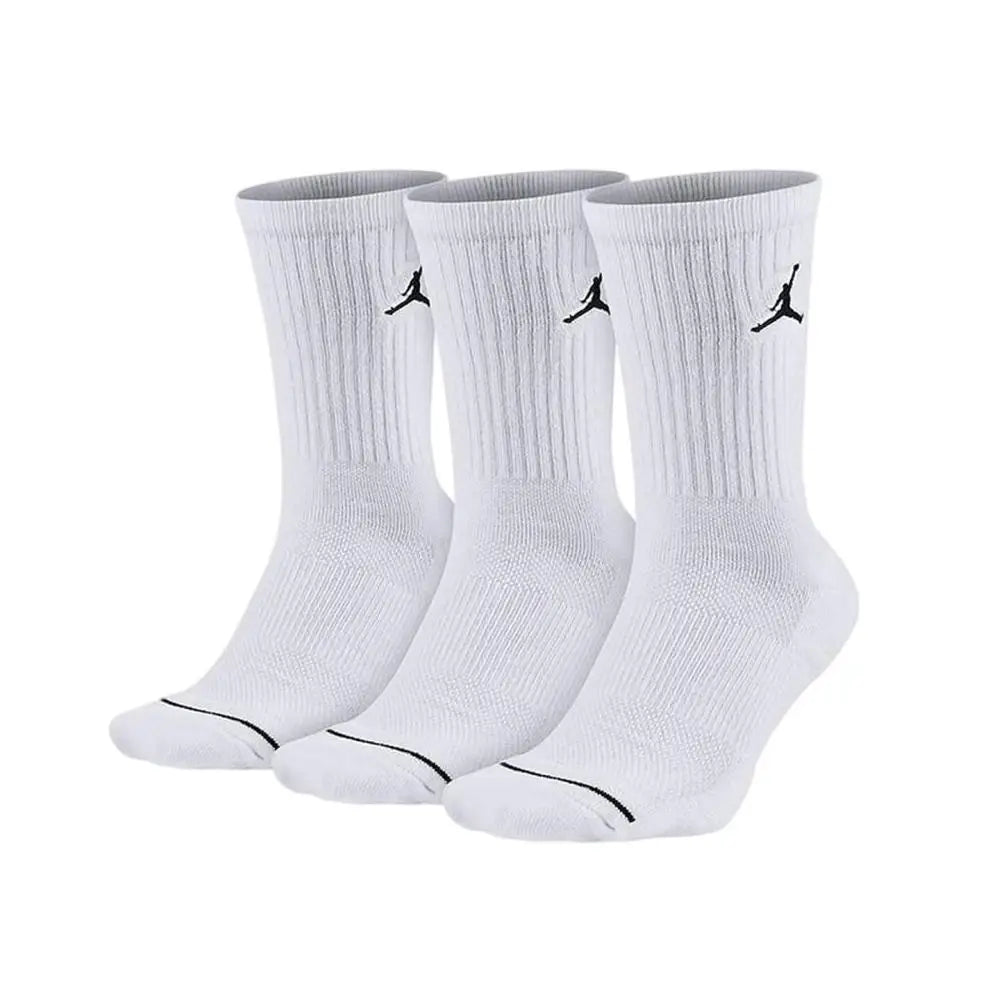 Nike EVERYDAY CREW: Stilvolle, bequeme, rutschfeste und strapazierfähige Unisex-Basketball-Socken (3er-Pack) DA2123-100