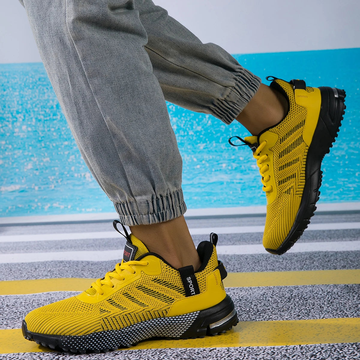 Men's Running Shoes, Lightweight Breathable Jogging Sport Shoes, Male Lace-up Fashion Comfort Non-Slip Casual Sneakers for Men