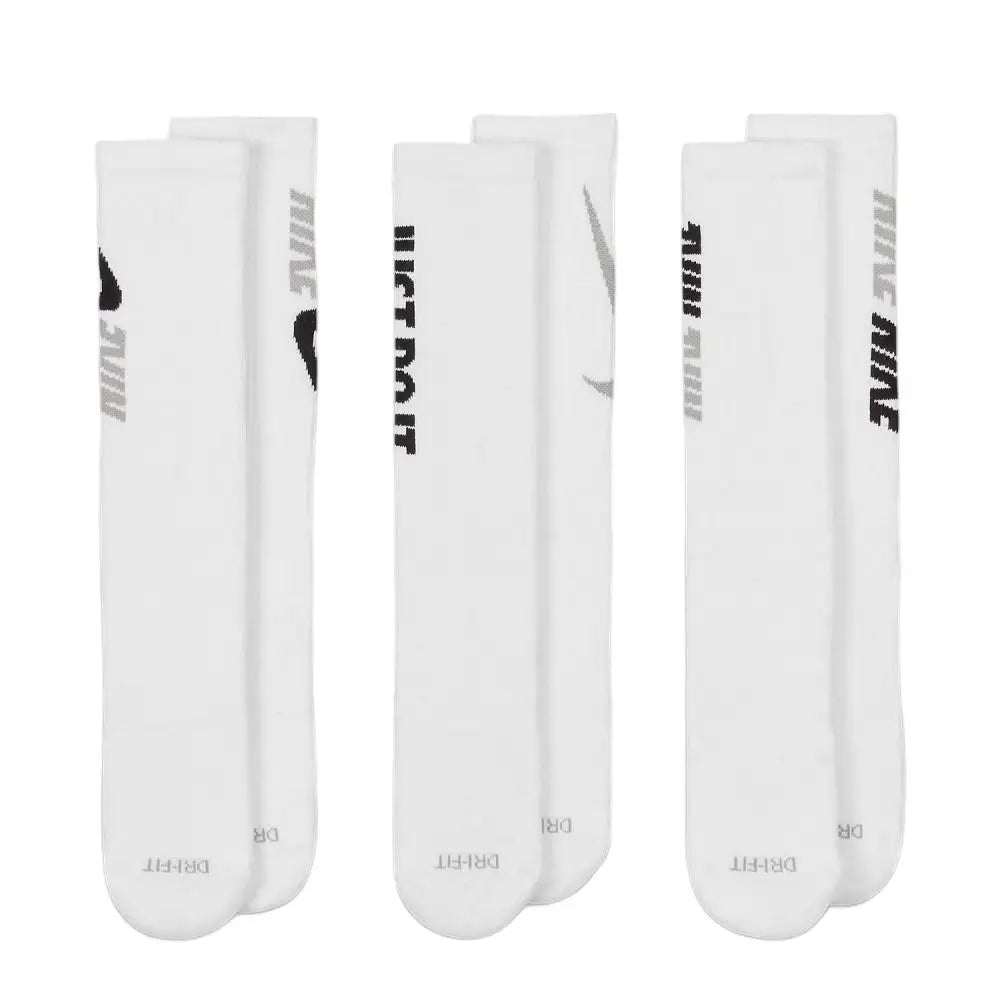 Nike EVERYDAY CREW: Stilvolle, bequeme, rutschfeste und strapazierfähige Unisex-Basketball-Socken (3er-Pack) DA2123-100