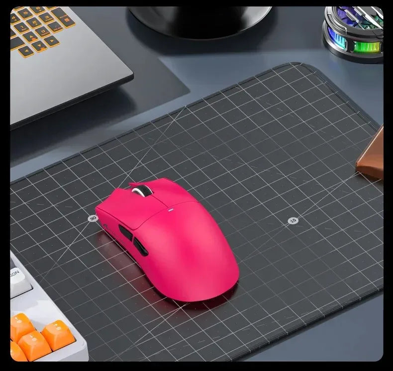 Rato Gaming Sem Fios Ultraligeiro ATTACK SHARK X11SE, vida útil de 20 milhões de ciclos, PAW3311 Gaming, 22KDPI, 400IPS, 40G, 1KHz, 65 horas, 30mAH