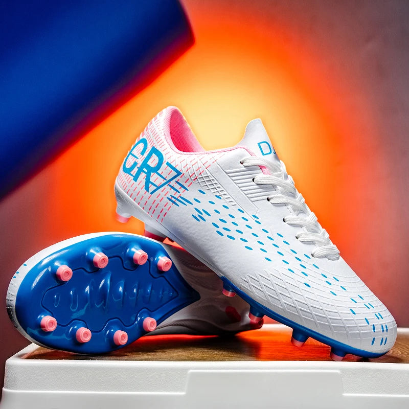 Low-Cut Football Cleats with Long TF Studs, Wear-Resistant and Flexible, Suitable for Outdoor Field Sports