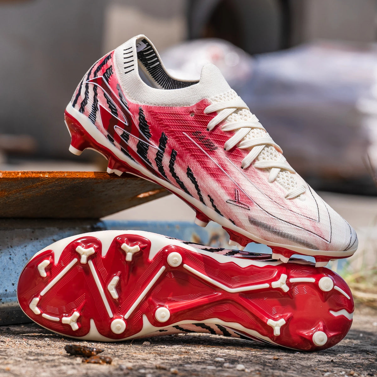 Nouvelles chaussures de football AG FG pour hommes, tige en PU flexible, crampons en caoutchouc résistant, pour adultes, pour les compétitions de football en extérieur.