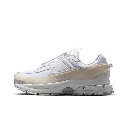 „Nike Zoom Vomero 5 Roam“ – lengvi, patvarūs, neslystantys, amortizuoti žemi kasdieniai bėgimo bateliai, unisex stiliaus, modelis FV2295-201