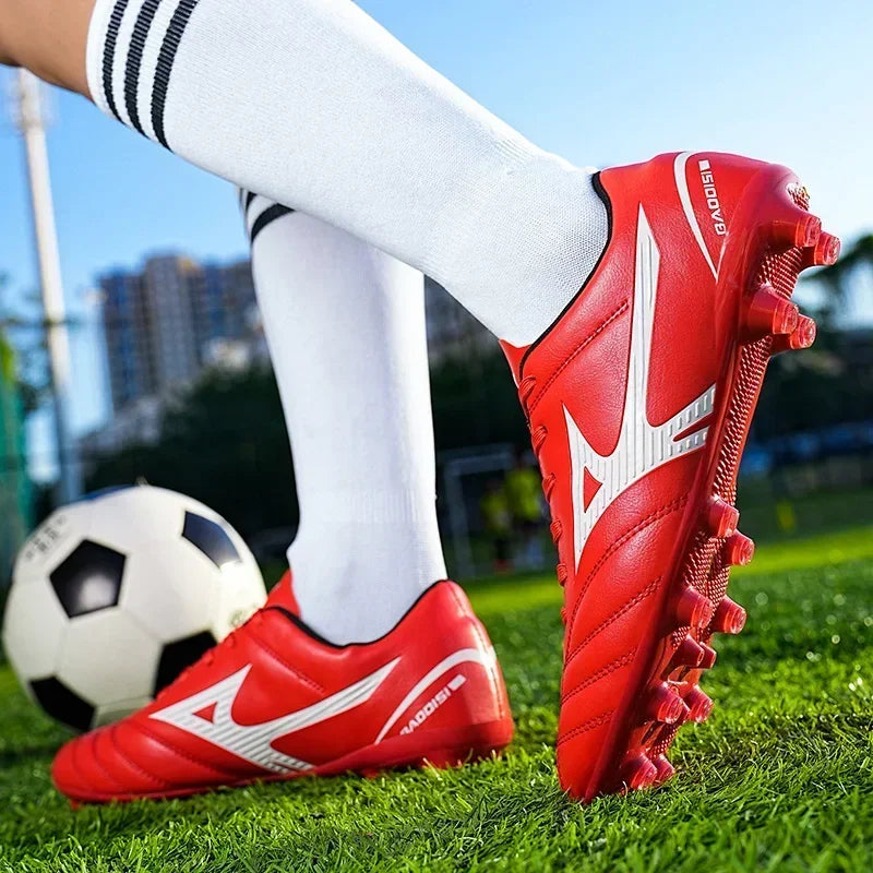 Nouvelles chaussures de football pour hommes, chaussures de football d'intérieur pour adultes, crampons de football antidérapants, crampons de sport ultralégers, crampons de futsal, entraînement sur gazon, confortables.