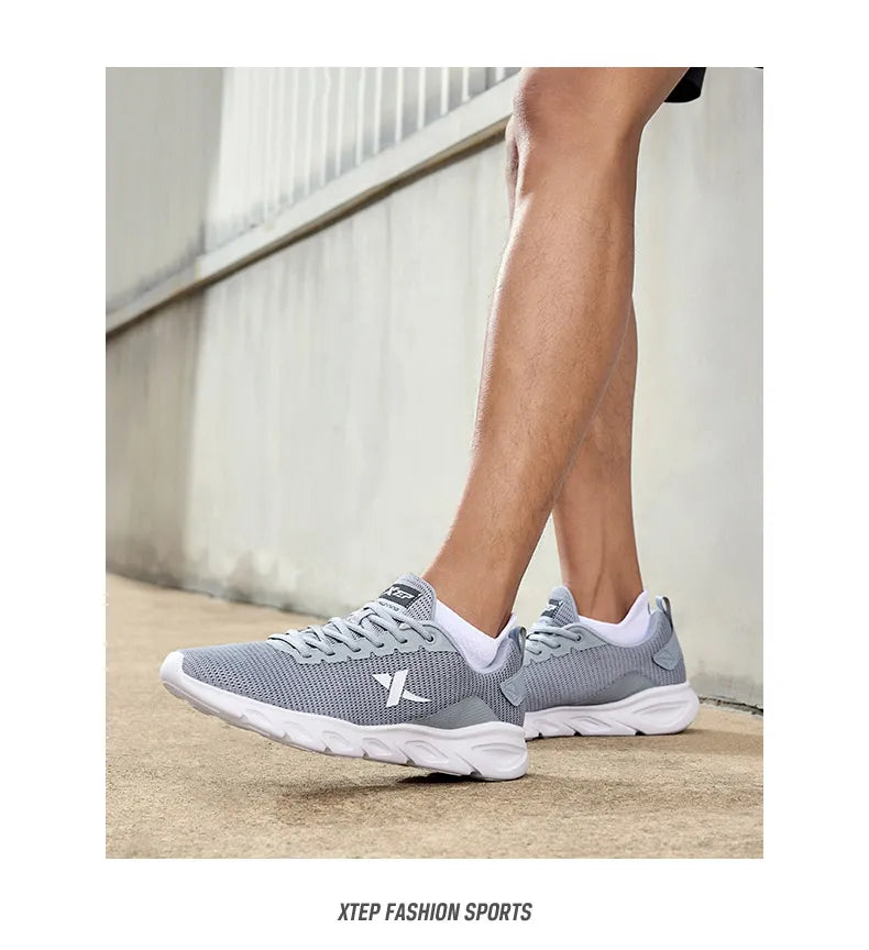 Zapatillas de running Xtep para hombre 2025 primavera, zapatillas deportivas absorbentes del sudor, resistentes al desgaste y estables, sneakers deportivos 880119115131