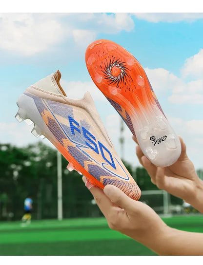 Nouvelles chaussures de football pour hommes, légères, très vendues, de haute qualité, crampons pour terrain en herbe, chaussures de football mi-hautes, baskets antidérapantes pour l'extérieur.