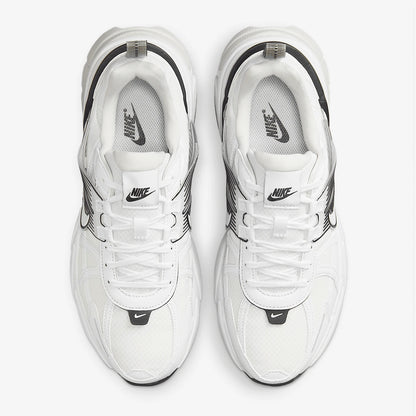 Nike Original V2K RUN Damen – robuste, leichte Retro-Low-Top-Dad-Schuhe HF5342-100