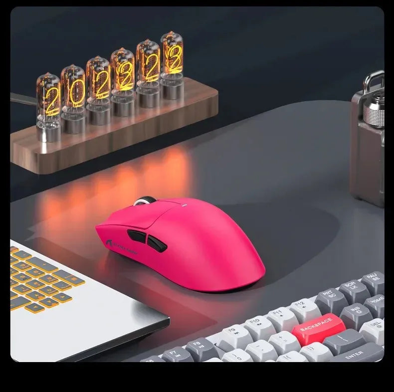 Rato Gaming Sem Fios Ultraligeiro ATTACK SHARK X11SE, vida útil de 20 milhões de ciclos, PAW3311 Gaming, 22KDPI, 400IPS, 40G, 1KHz, 65 horas, 30mAH