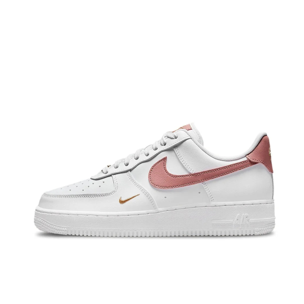Baskets Nike Air Force 1'07 pour femme, style classique, en cuir résistant, confortables et rembourrées, chaussures décontractées pour tous les jours, HQ3905-500
