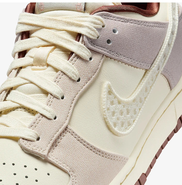 Nike Original Dunk Low LX Damen-Sneaker mit Dämpfung im Retro-Stil IH7353-010