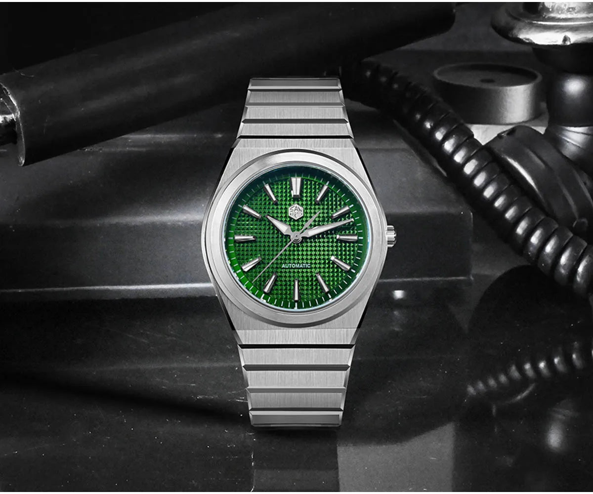 San Martin 39mm Luxury Men Sports Watch Waffle Dial Integrated Bracelet Miyota 90S5 Automatic Mechanical Clear Caseback SN0152
