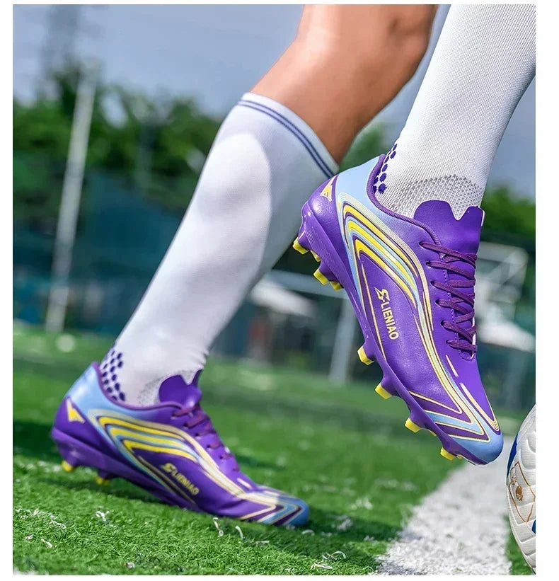Nouvelles chaussures de football pour hommes, crampons de futsal, chaussures de soccer, chaussures de match, baskets d'intérieur de haute qualité, best-seller, antidérapantes, pour entraînement et extérieur