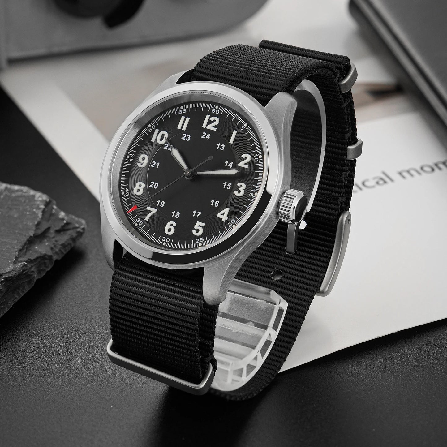 Militado ML08 Vintage Watch VH31 Quartz Movement Domed Sapphire Crystal Wristwatch BGW9 Luminous Vintage 38mm Quartz Watches