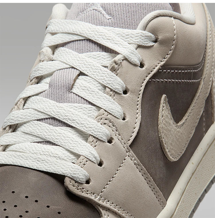 Nike Genuine JORDAN Men's Low-Cut Lace-Up Wear-Resistant Shock-Absorbing Basketball Shoes IB7011-001