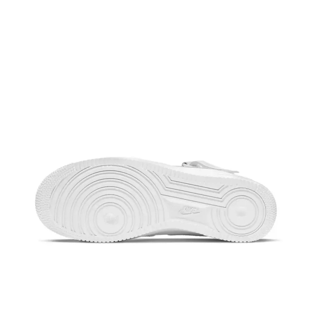 Nike Air Force 1 Mid -unisex-lenkkarit – klassinen muotoilu, pehmustettu nilkkatuki monipuoliseen vapaa-ajan käyttöön CW2289-111