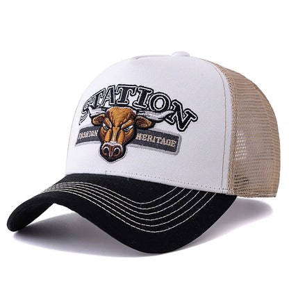 Unisex Summer Breathable Mesh Trucker Hat Bulls Head Pattern Baseball Cap Adjustable Snapback Hats For Men And Women