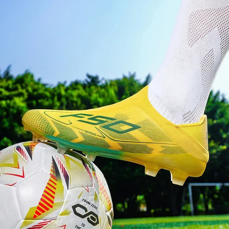 Nouvelles chaussures de football pour hommes, crampons mi-montants de haute qualité, légères, antidérapantes, pour l'extérieur et l'entraînement sur gazon, modèle très vendu