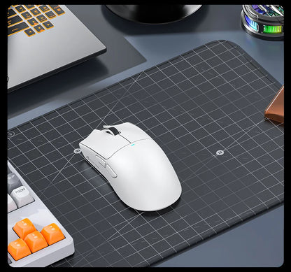 ATTACK SHARK X11SE kabellose Gaming-Maus, Tri-Mode, 63g Superlight mit PAW3311-Sensor, 22000 DPI, 300mAh Akku, Dual Driver