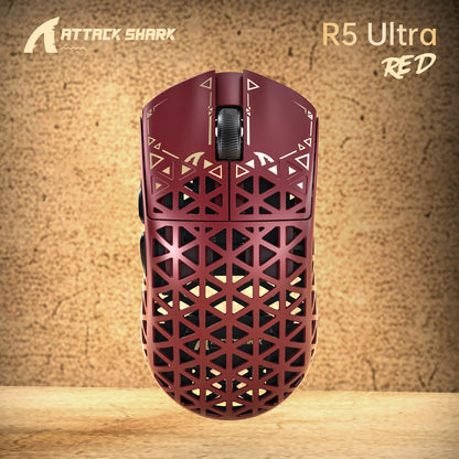 ATTACK SHARK R5 ULTRA Kabellose Gaming-Maus – 8K Polling, PAW3950MAX-Sensor, 42,000 DPI, ultraleicht aus Carbonfaser für Pro-Esport