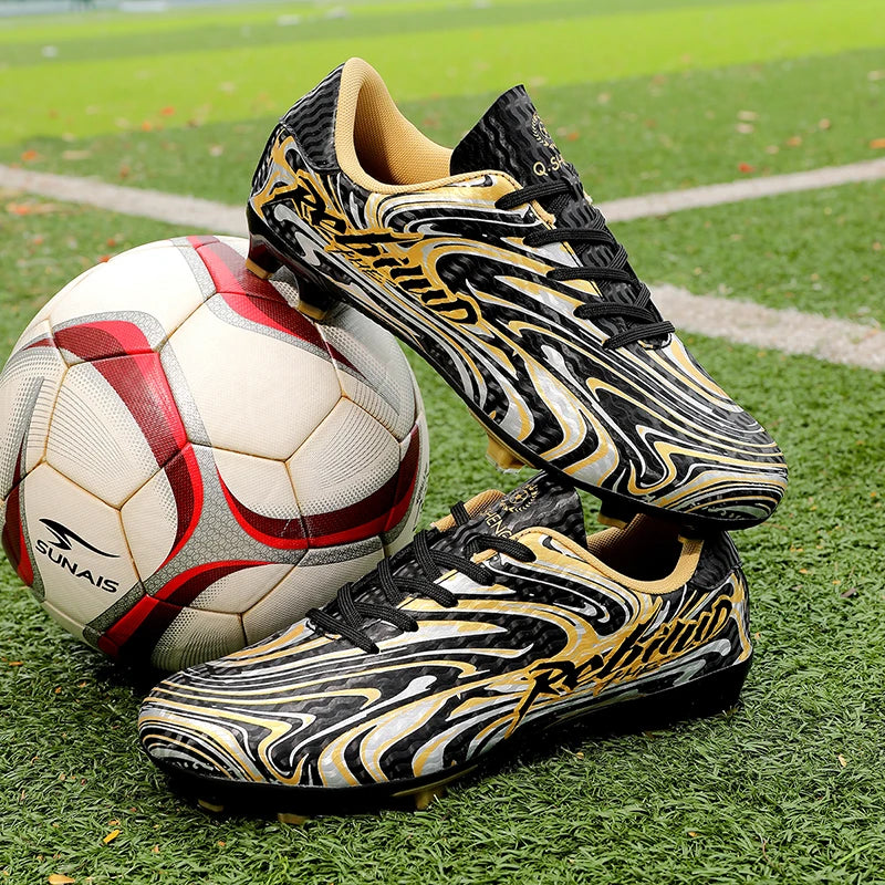 Nouvelles chaussures de football pour hommes et enfants, crampons ultralégers antidérapants pour terrain en gazon, chaussures de football professionnelles pour adultes, chaussures d'entraînement pour garçons, livraison di