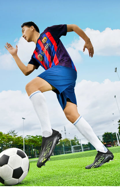 Sapatilhas de Homem Novas com Pitons para Relva, Ténis de Futebol de Alta Qualidade, Chuteiras de Futsal Antiderrapantes para Interior, Modelo Cano Alto para Exterior Mais Vendido