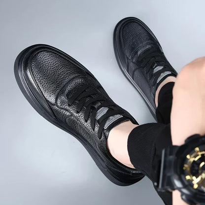 Sapatilhas DIMANYU para homem em pele genuína, novas para o verão de 2026, sapatos casuais para homem com plataforma, atacadores, estilo simples e moderno, respiráveis