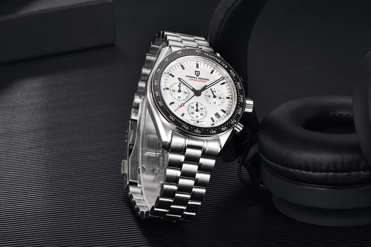 Montre pour homme PAGANI DESIGN (nouveau modèle V5 PD1701) – Chronographe sportif de type « Speed » à quartz, verre saphir avec traitement antireflet, étanche jusqu'à 100 mètres.